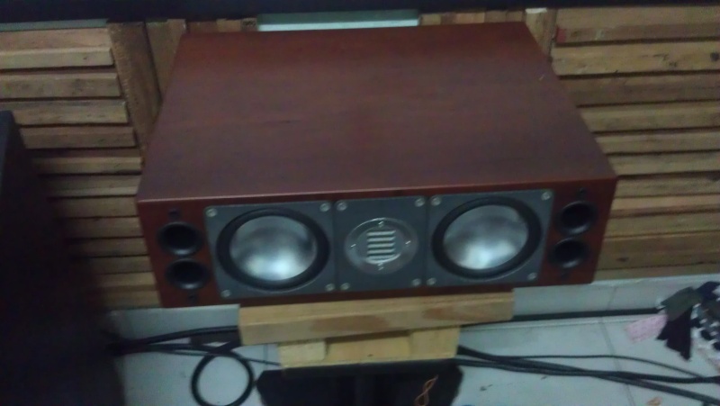 Elac 200.2 center speaker(used) Imag1411