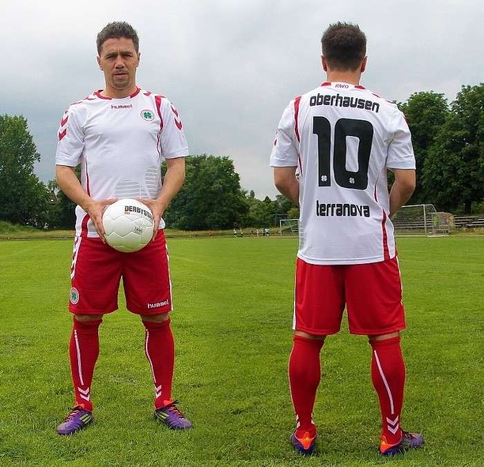 German football club raffles off kit sponsorship Rwo-ho12