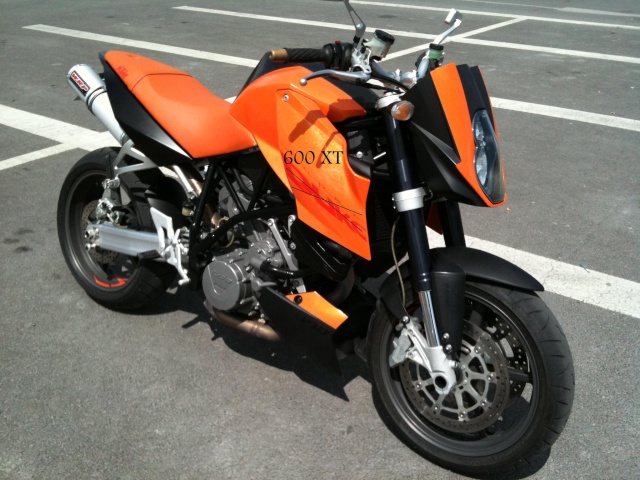 Le concours de novembre 2011: : Votre moto et l'orange. Ktm_xt10
