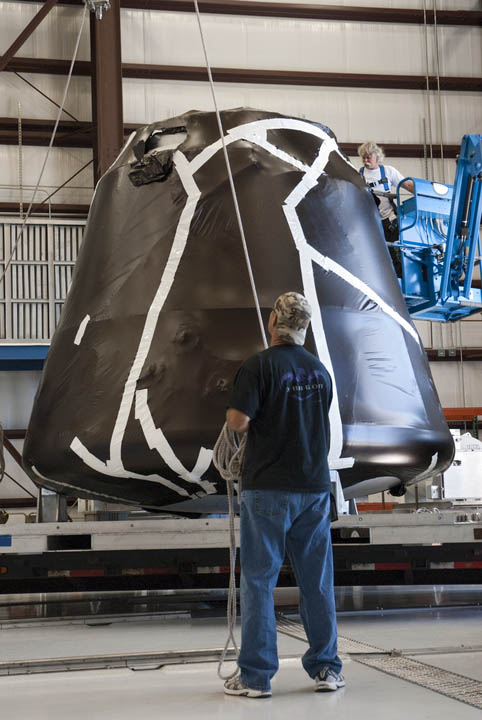 Falcon 9(Dragon2)lancemant le 15-07-2011 1drago10