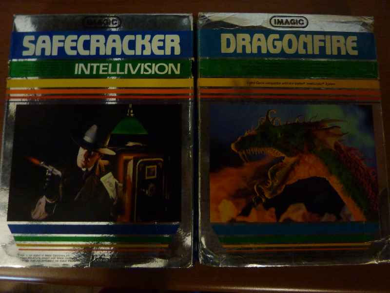 vendo console Intellivision anni '80 by mattel cartucce gioco P1060516