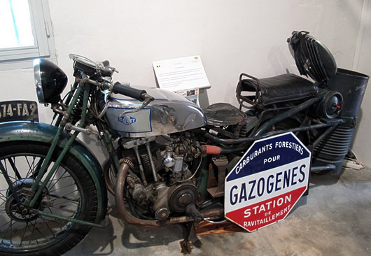 photos d'une moto gazo - Page 3 Woodga11