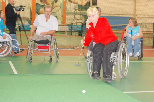 Группа большого тенниса для детей-инвалидов на спорт. колясках Dddn-n12
