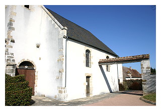 L'église à Arcomps Boucle14