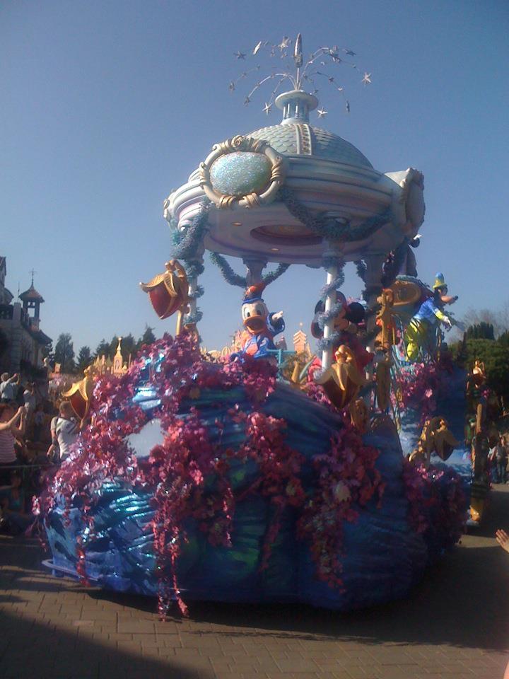 La Magie Disney en Parade - Page 4 53625612