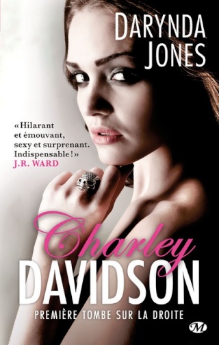 CHARLEY DAVIDSON (Tome 01) PREMIÈRE TOMBE SUR LA DROITE de Darynda Jones 1207-c11