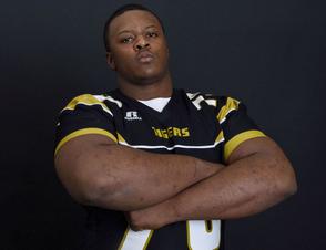 4* DL kid says he'd be a "great fit in AA" Dadevi10