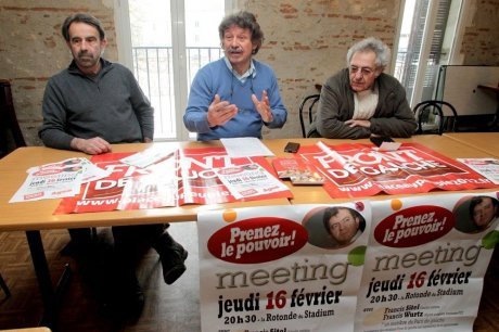Angoulême (16) : le stock d'affiches du candidat Mélenchon volées  Entre-10