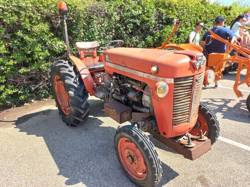 Fete des tracteurs Forcalqueiret (83) 10 et 11 juin 20230628