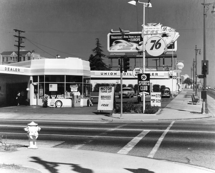 Old Gas Stations, Hotels and Car Hop Pics - Page 11 76_uni10