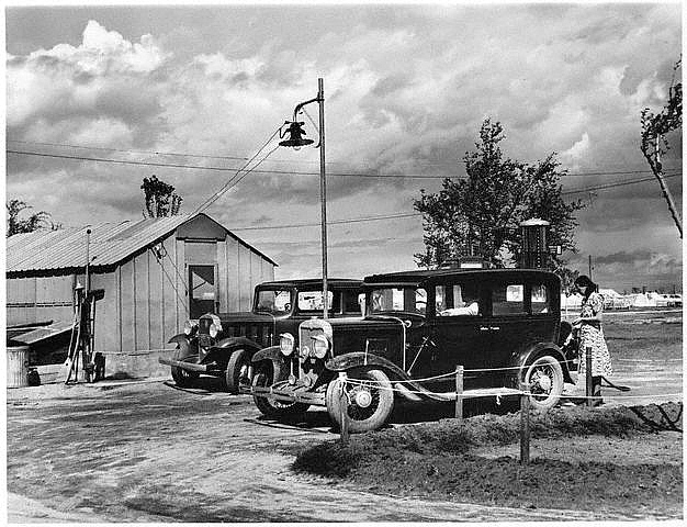 Old Gas Stations, Hotels and Car Hop Pics - Page 14 Cooper10