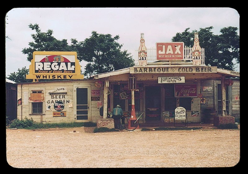 Old Gas Stations, Hotels and Car Hop Pics - Page 8 French10