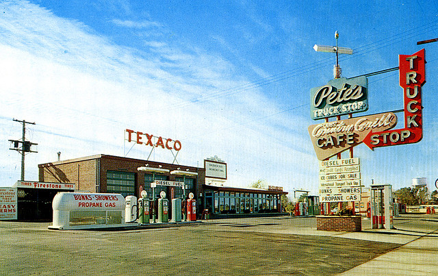 Old Gas Stations, Hotels and Car Hop Pics - Page 13 Pete_s10