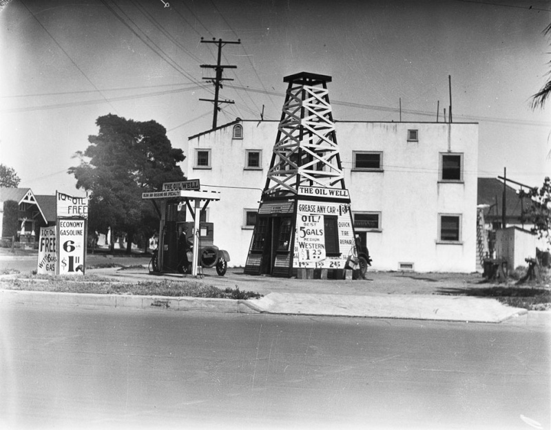 Old Gas Stations, Hotels and Car Hop Pics - Page 14 The_oi14