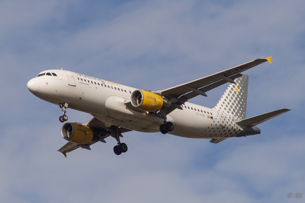 Spotting du 01/11/2012: Austral 777-300ER Entre deux averses...   _dsc1515