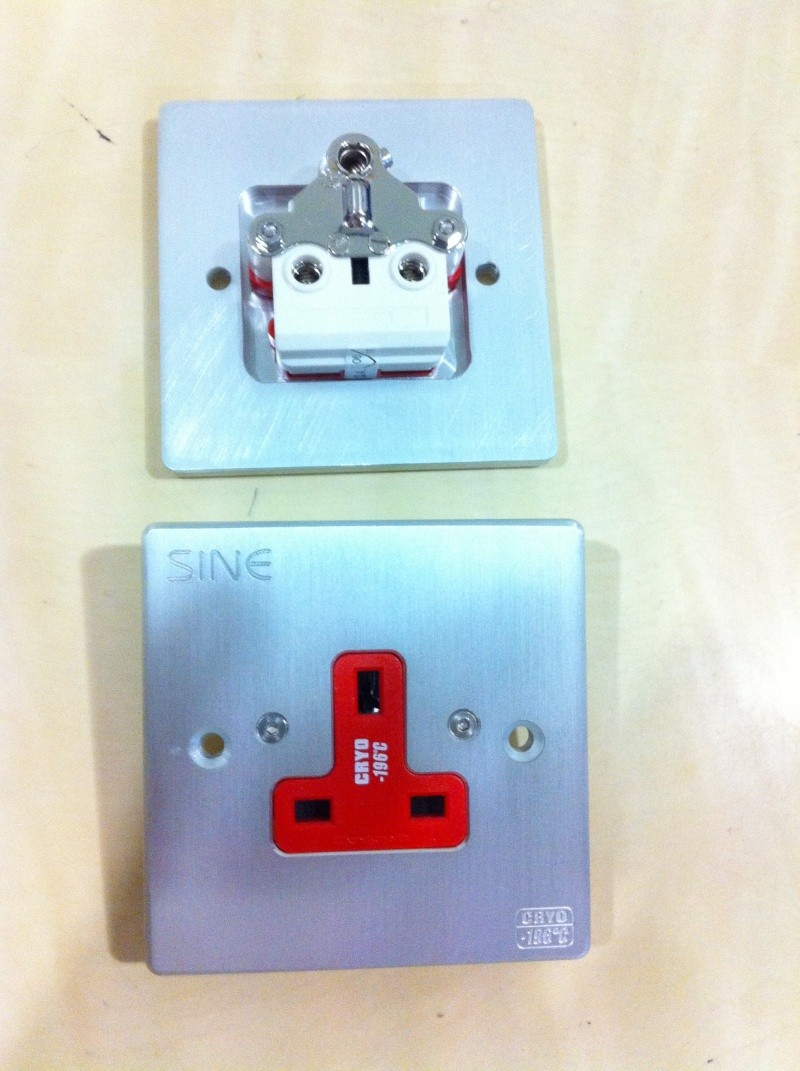 SINE Wall Socket Outlet With Aluminum Faceplate (New) Sw-1p_10