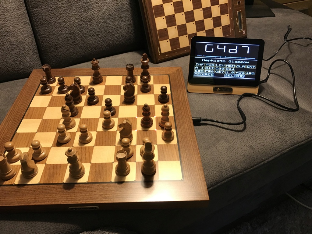 Mephisto Phoenix chess computer  631c8210