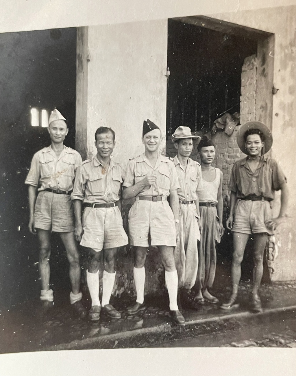 Ensemble d'un militaire francais au long parcours (Indo,Algerie...) Img_4076