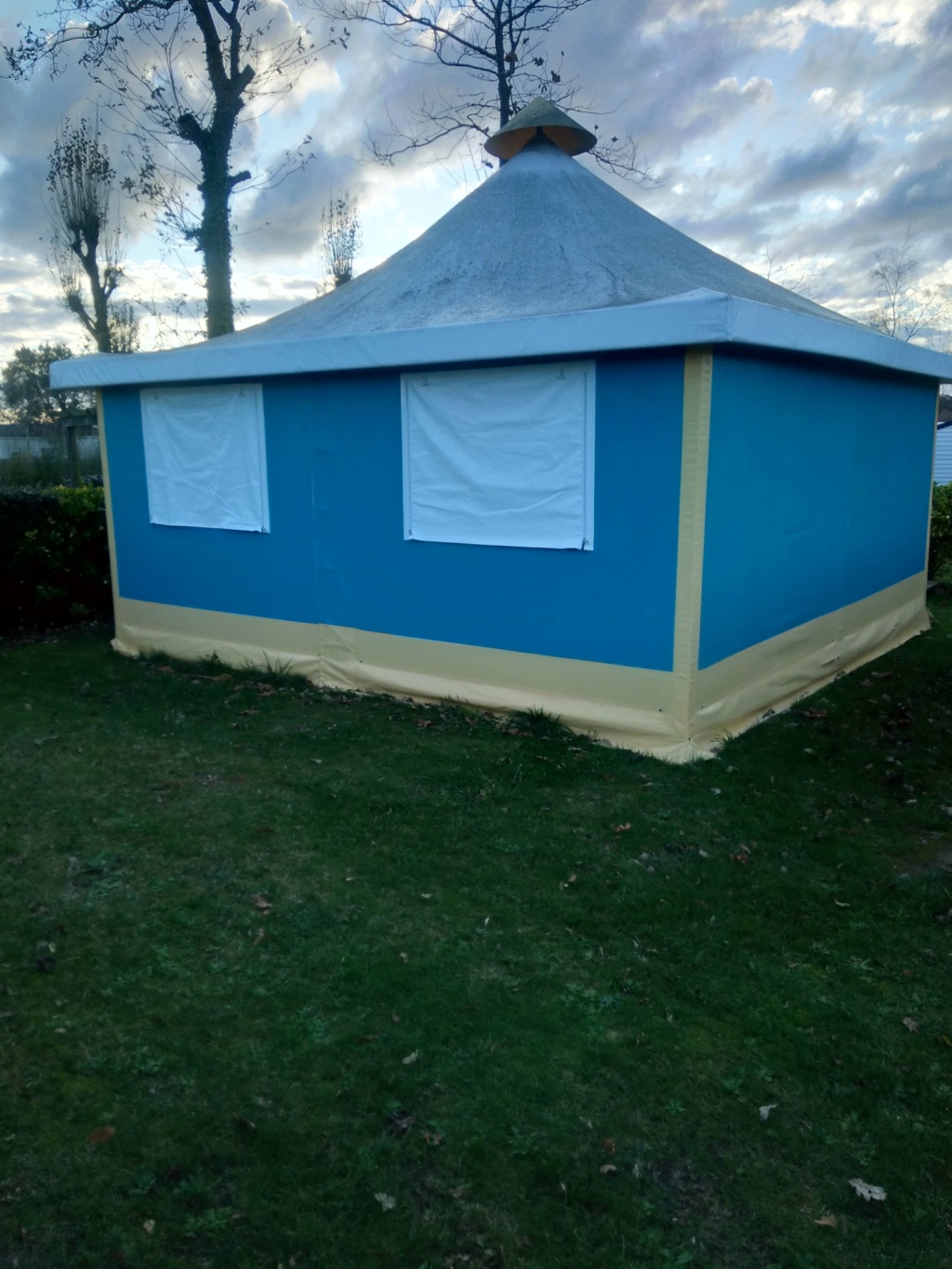 Tente Trigano cirrhus et kiwi Img_2017