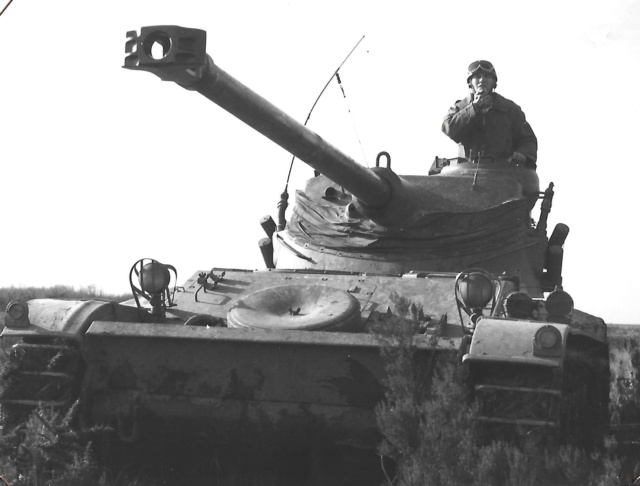 l’EBR, un véhicule à 8 roues ! Amx1310