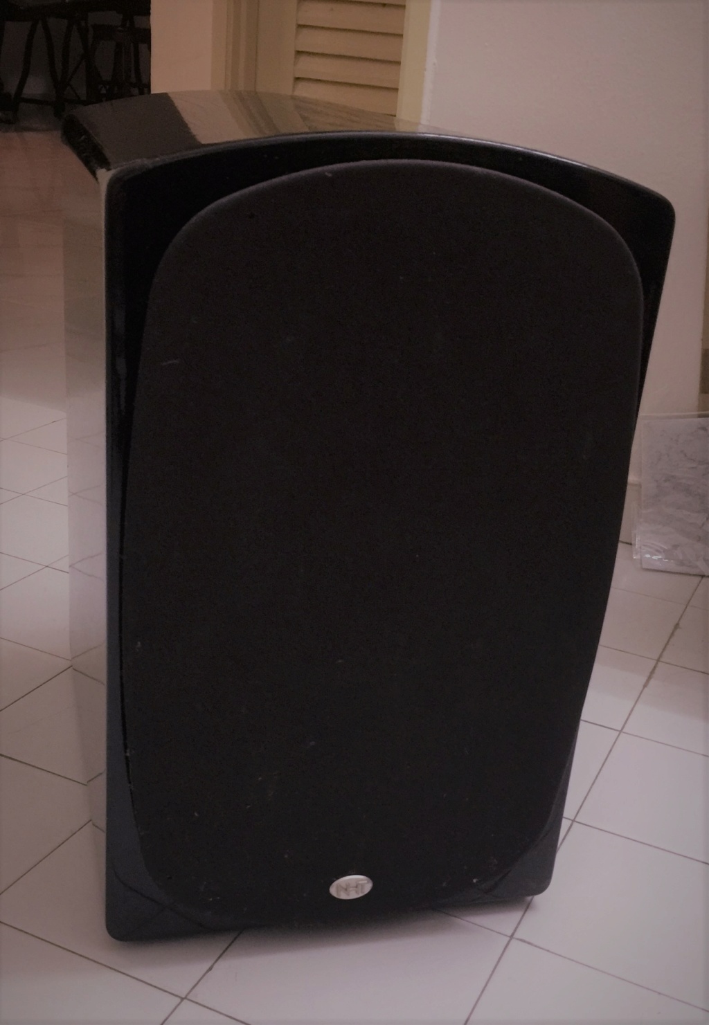 Subwoofer -NHT10 Active subwoofer(sold) 135