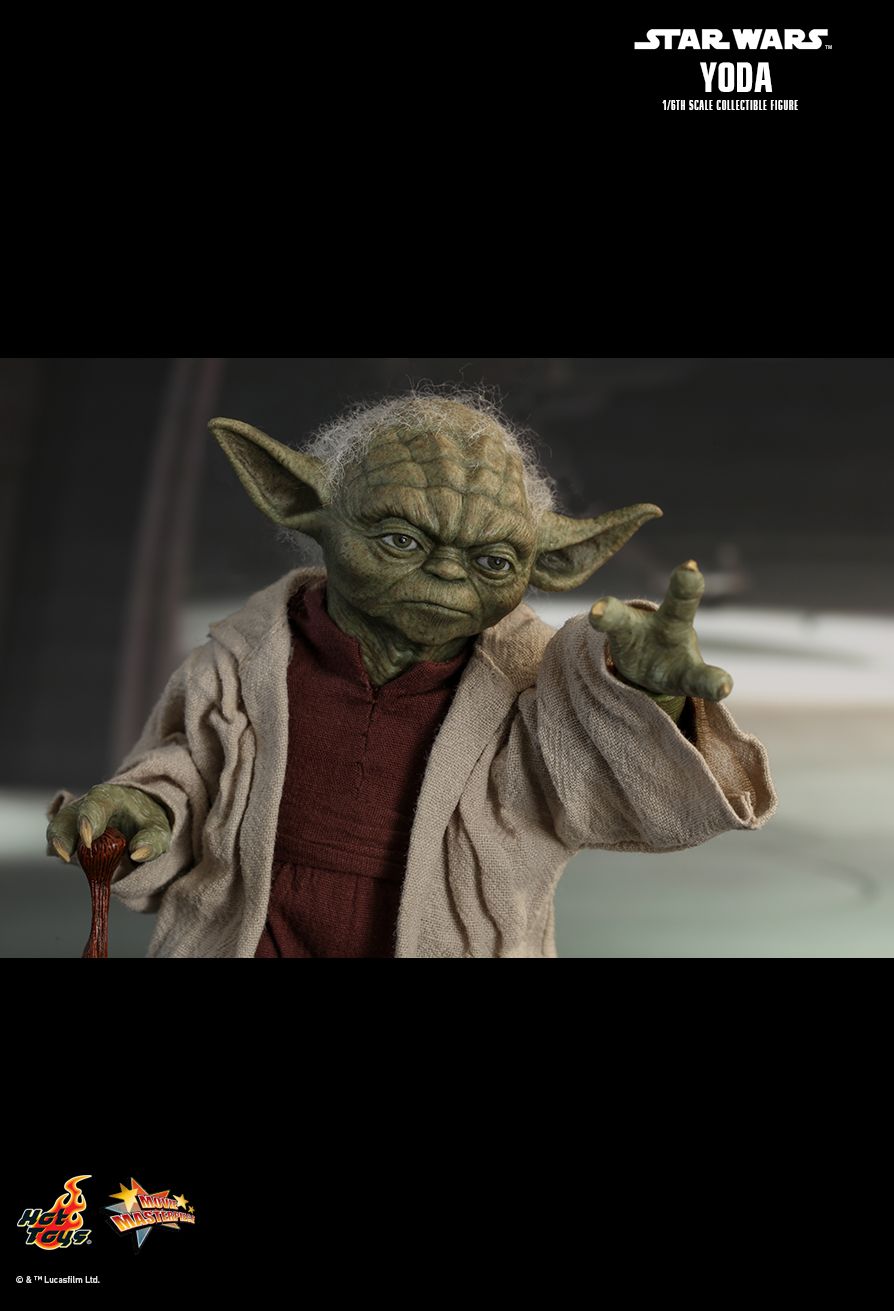 Yoda - NEW PRODUCT: HOT TOYS: STAR WARS: EPISODE II: ATTACK OF THE CLONES YODA 1/6TH SCALE COLLECTIBLE FIGURE 1212