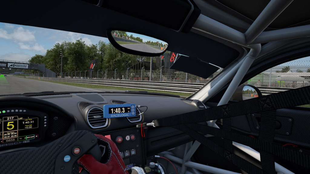 Assetto_Corsa_Competizione - AC: Competizione 終於更新了GT4賽車，比本體貴的DLC值得買嗎？ 20200718