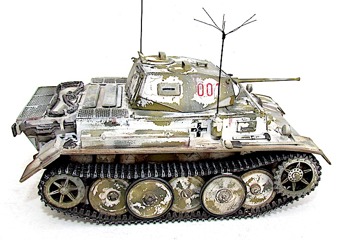 Panzer II Ausf. L Luchs (VK 1303) Sd.kfz. 121 1/35 Techmod Img_1573