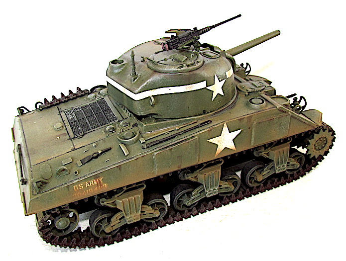Sherman M4A2 1/35 conversion résine et boîte à rabiot Img_7414