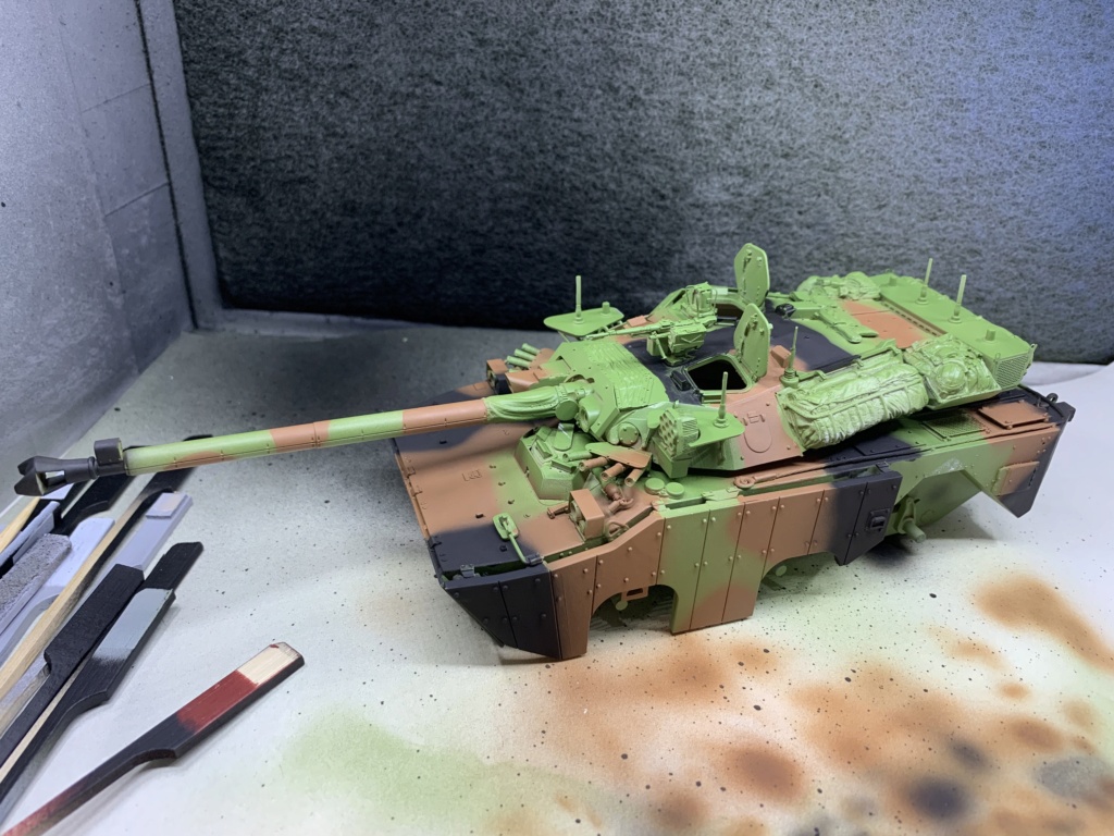 AMX 10RC TG 1/35 + résine BLAST et DEF  Img_1420