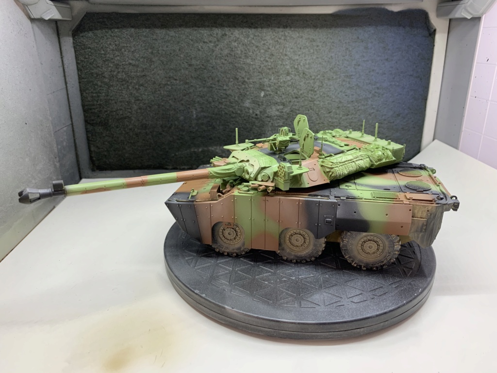 AMX 10RC TG 1/35 + résine BLAST et DEF  Img_1426