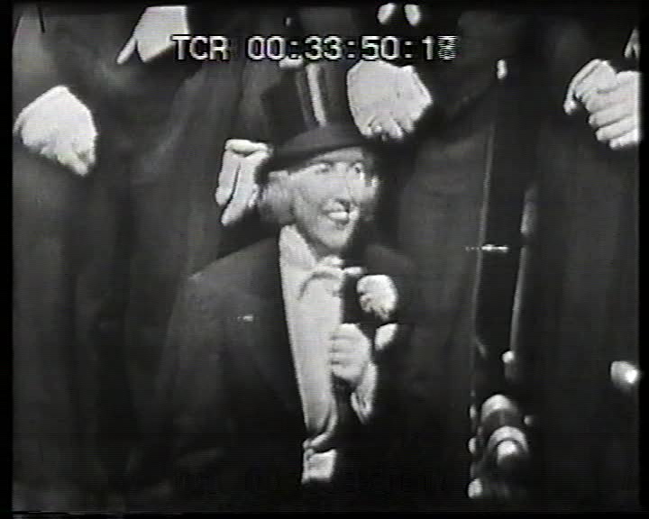 Vera Lynn and Shirley Eaton - The Royal Variety Performance 1960 Vera_l10