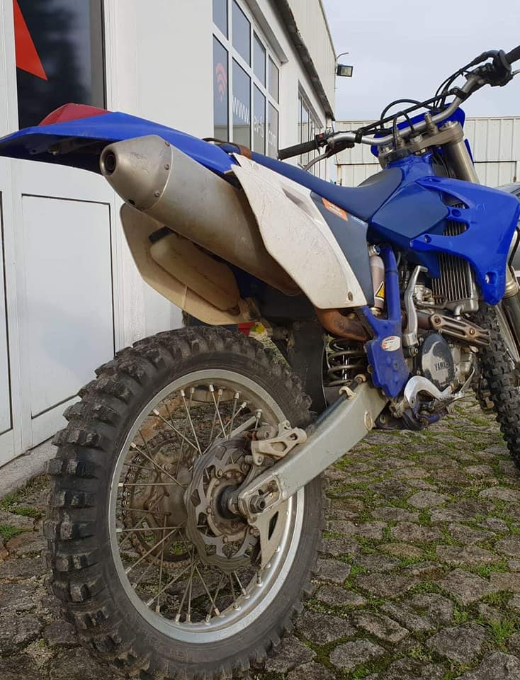 WR450F - 2003 a 2007 - Quais as diferenças visíveis a "olho nú" Wr450f11