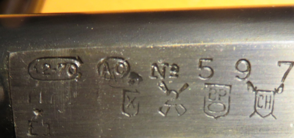  Identification beau fusil juxtaposé 12/70 à platines des années 50 (Suisse?) Img_3113