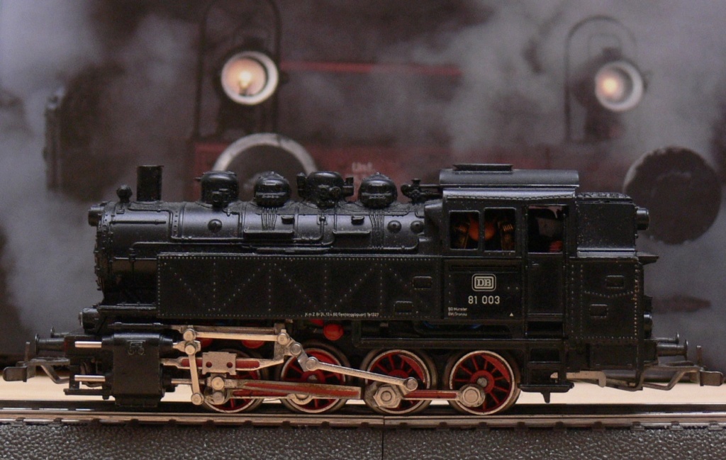 Alte Lokomotiven, einfach genial. Br810016