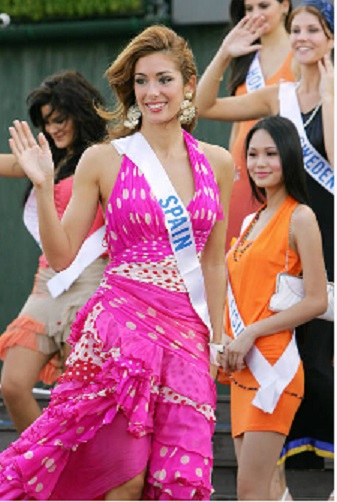  COMENTANDO... Miss España 2005 Pilar110
