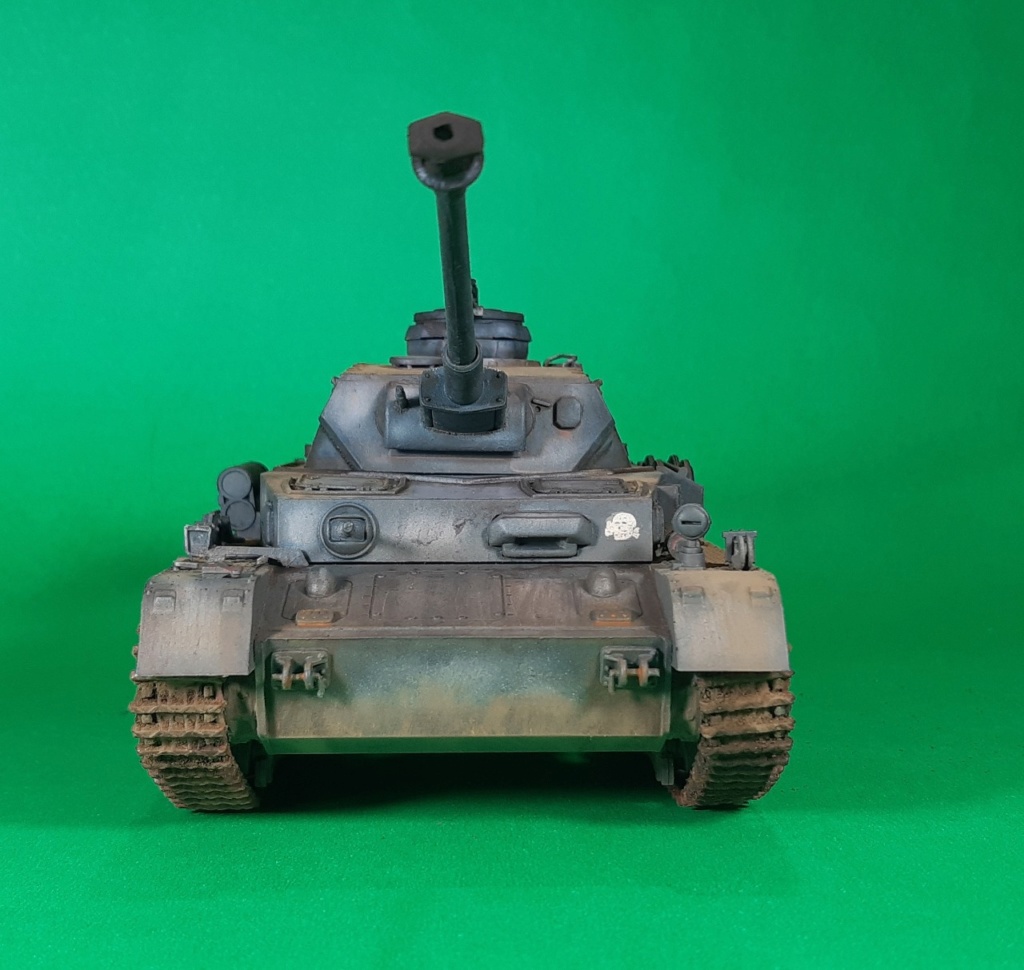 Presentacion Panzer IV Academy 1/35 Whatsa17