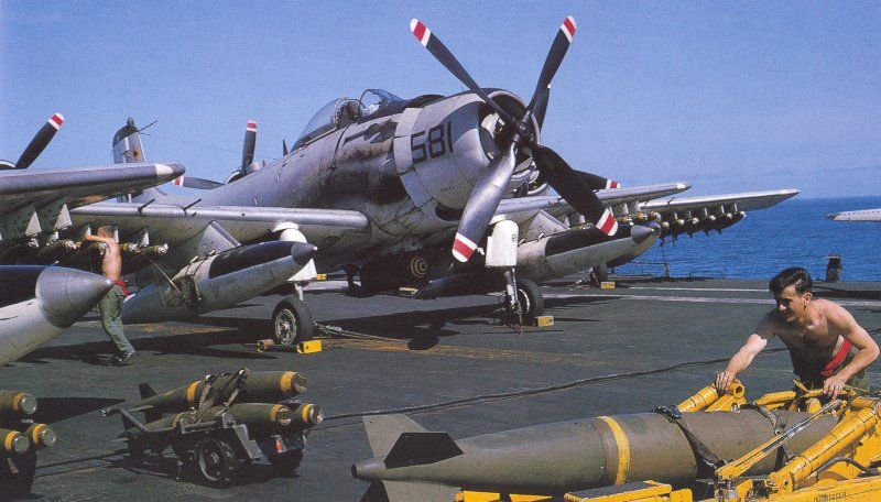 [GB Vietnam] A-1H Skyraider [Monogram] 134569  VA-52 "Knight Riders" à bord de l'USS Ticonderoga en 1967 - Page 4 85c87a10