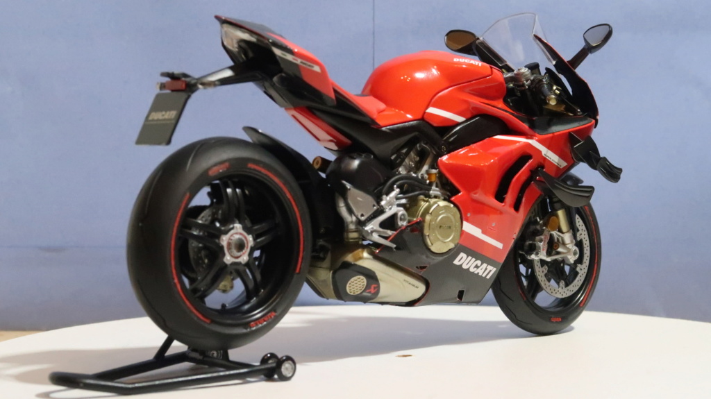 Ducati Superleggera V4 [1/12] de Tamiya Img_5916