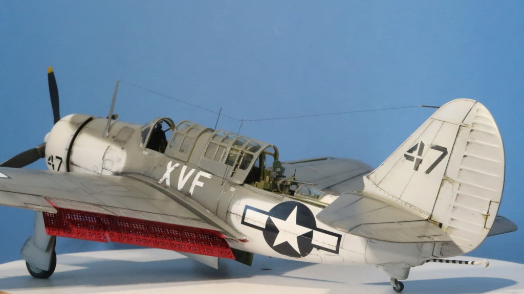 [Accurate Miniatures] 1/48 - Curtiss SB2C-4 HELLDIVER   - Page 12 Img_6011