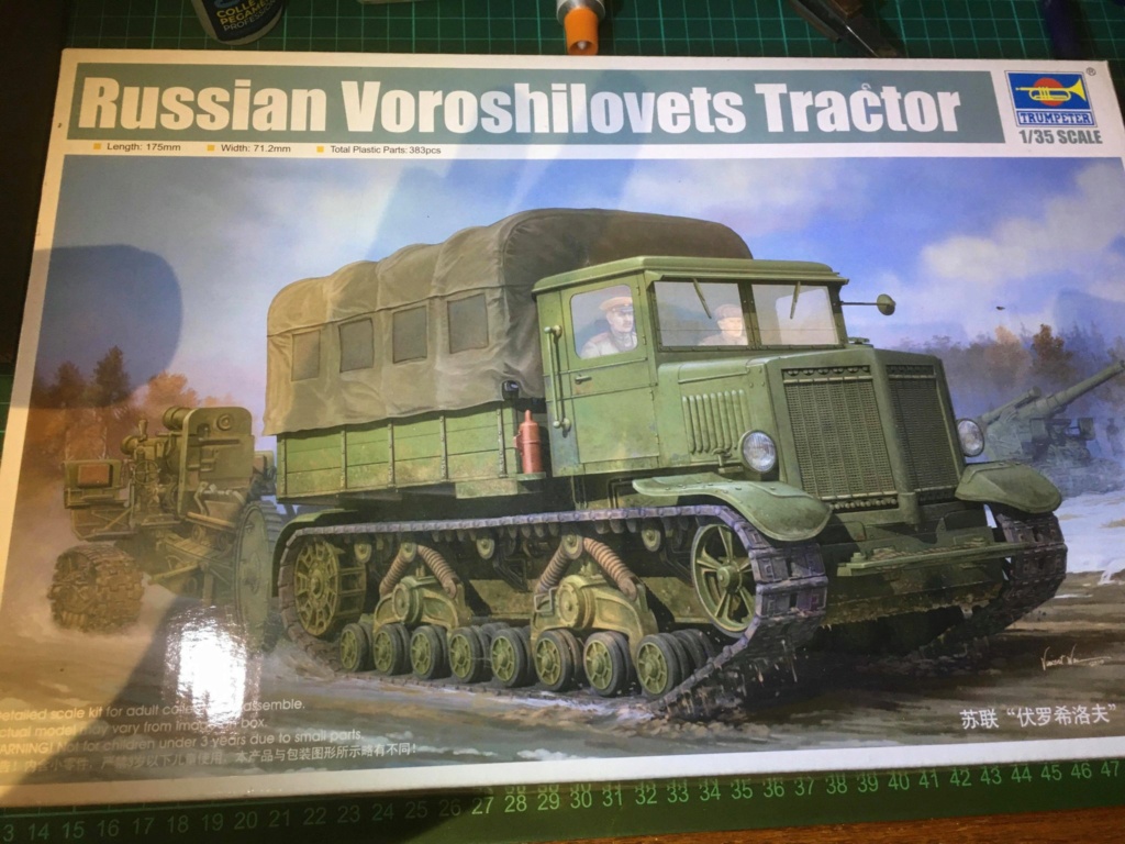 1/35 Voroshilovets et Soviet 52-K 85 mm     Trumpeter  23582410