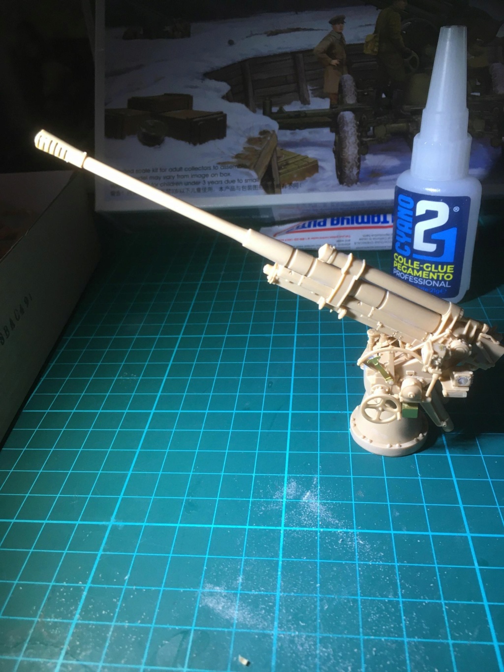 1/35 Voroshilovets et Soviet 52-K 85 mm Trumpeter 23589310