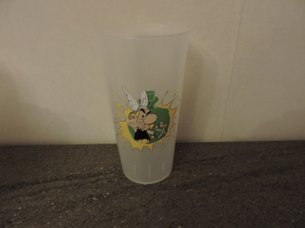 ma collection d'objets asterix  - Page 3 Goblet10