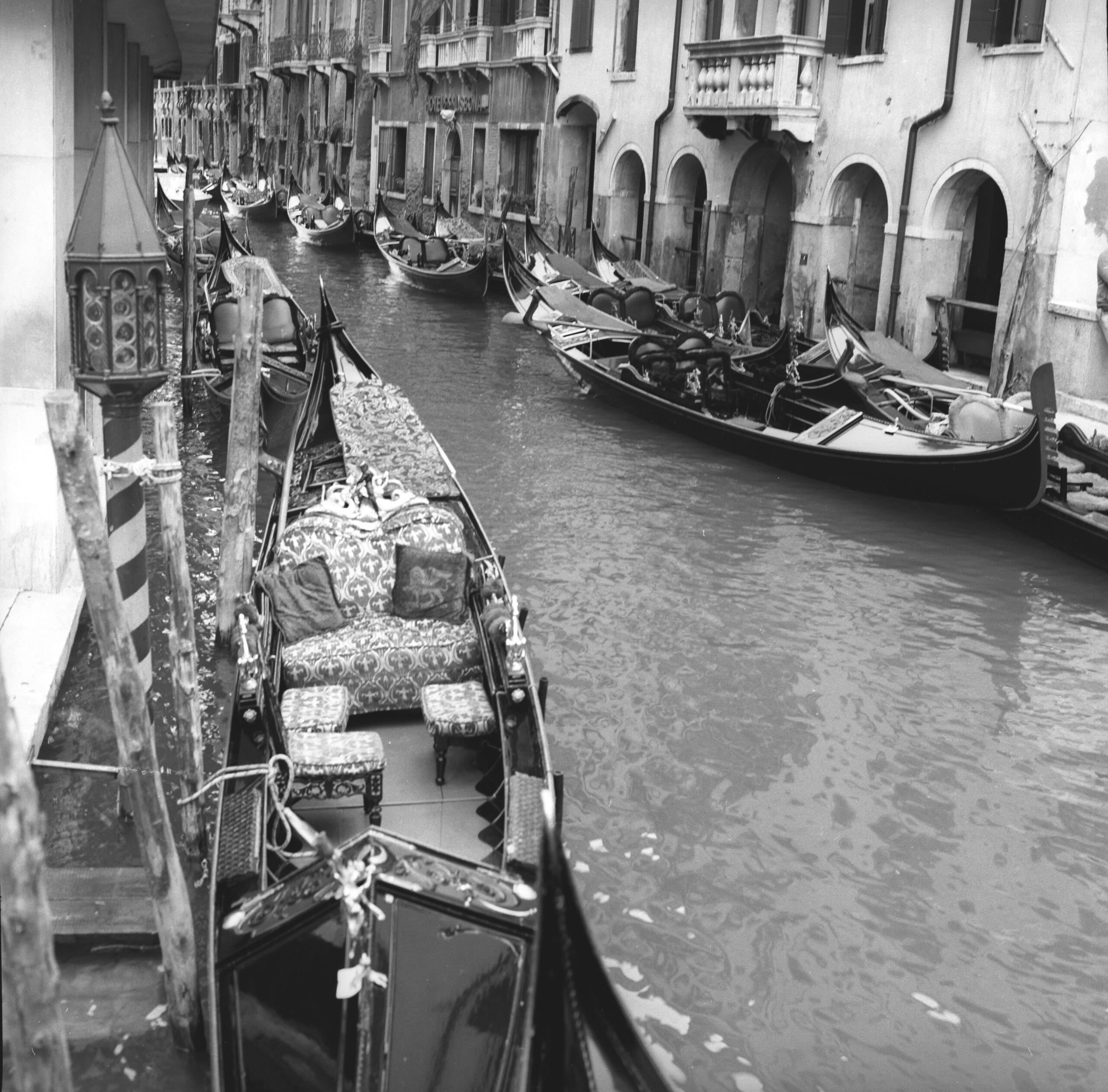 Concours photo du mois de juin 2023: En noir et blanc Venise11