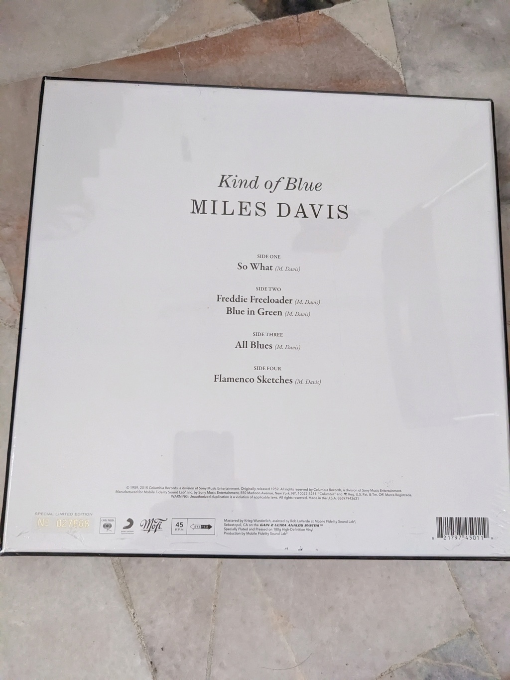 Miles Davis Kind of Blue HQ 180g MoFi  (Box Set Vinyl) Pxl_2110