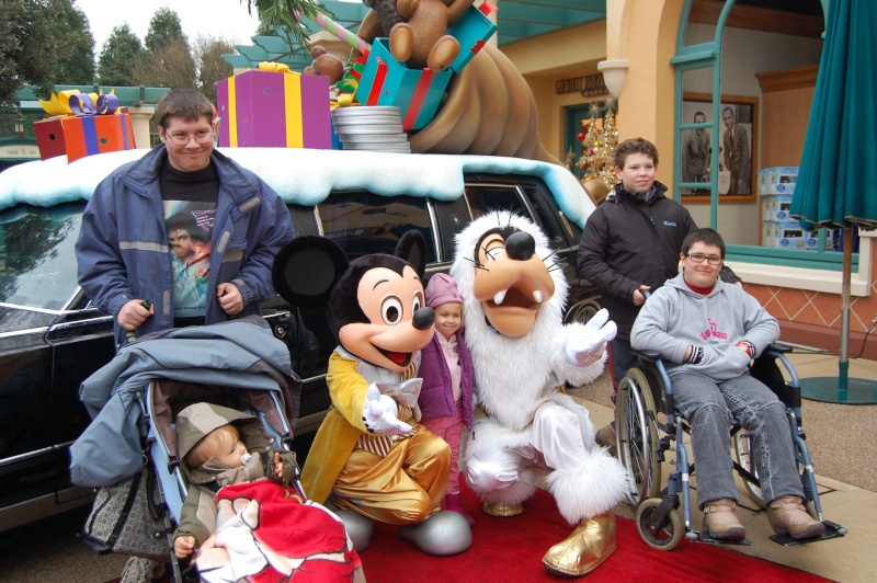 Photos avec les Personnages Disney - Page 24 Dsc_8710