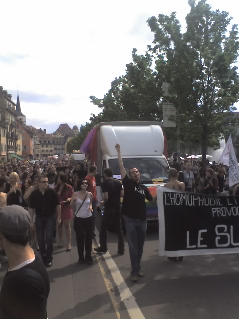pride - Gay pride de Strasbourg le 14 juin - Page 7 14-06-11