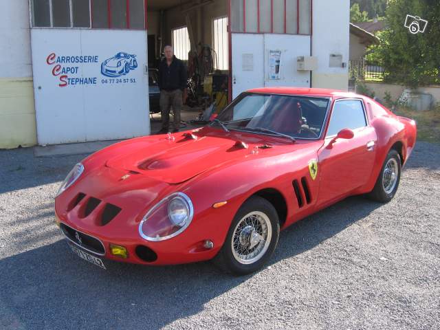 Ferrari GTO (réplique) 68769310