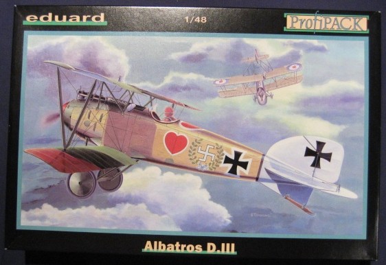 [concours WWI 2008] Albatros DIII [eduard] 1/48 Img_0310