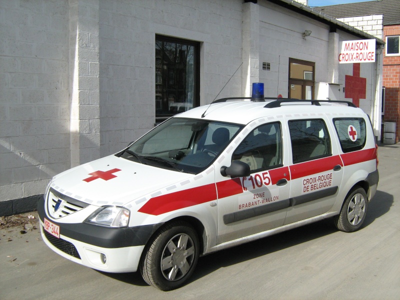 Nouveaux véhicules de liaison pour la Croix Rouge Img_0510